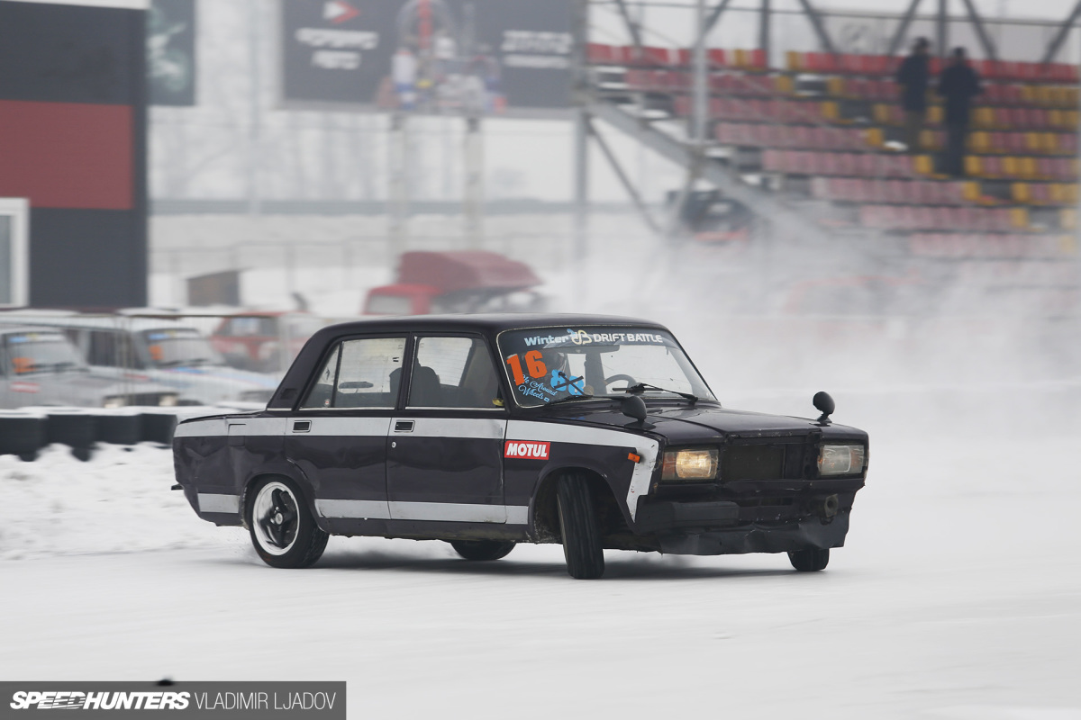 winter-drift-battle-lada-by-wheelsbywovka-9
