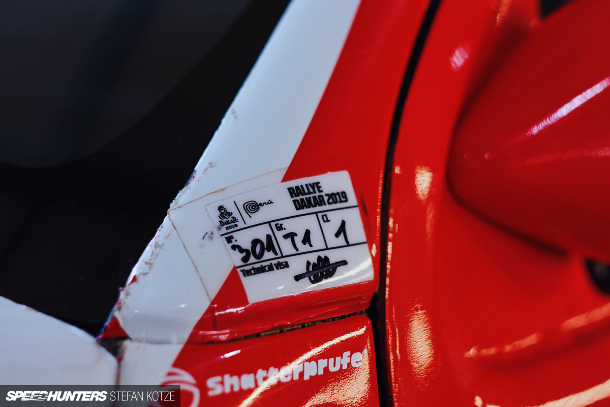 hallspeed-toyota-dakar-stefan-kotze-speedhunters- 006