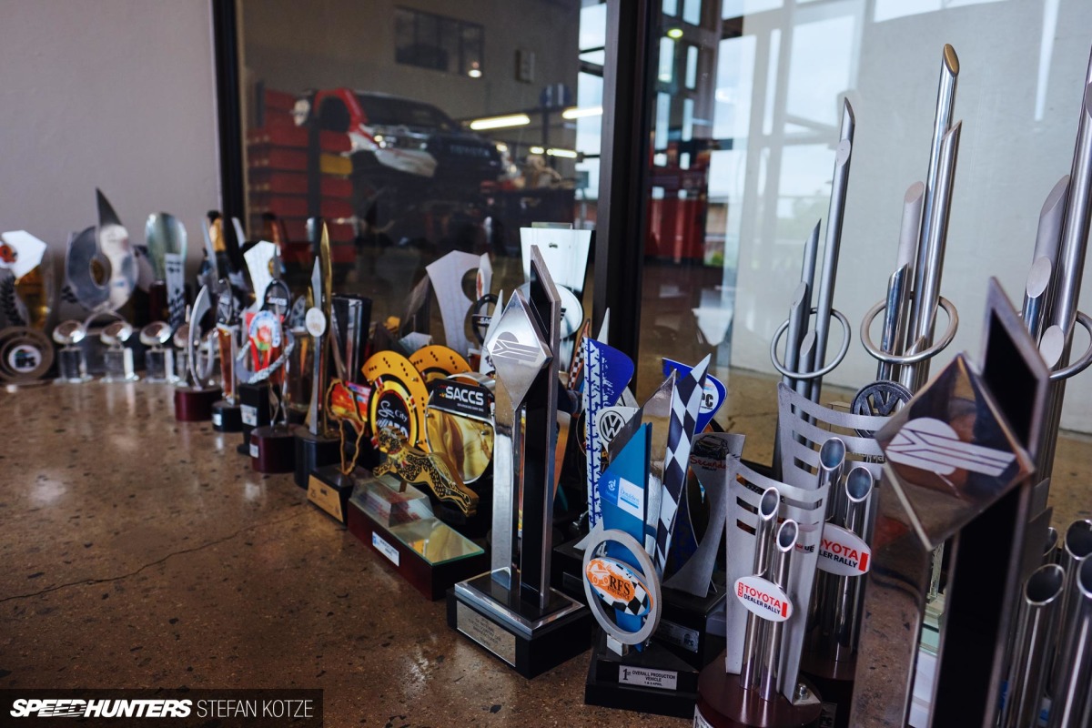 hallspeed-toyota-dakar-stefan-kotze-speedhunters- 097