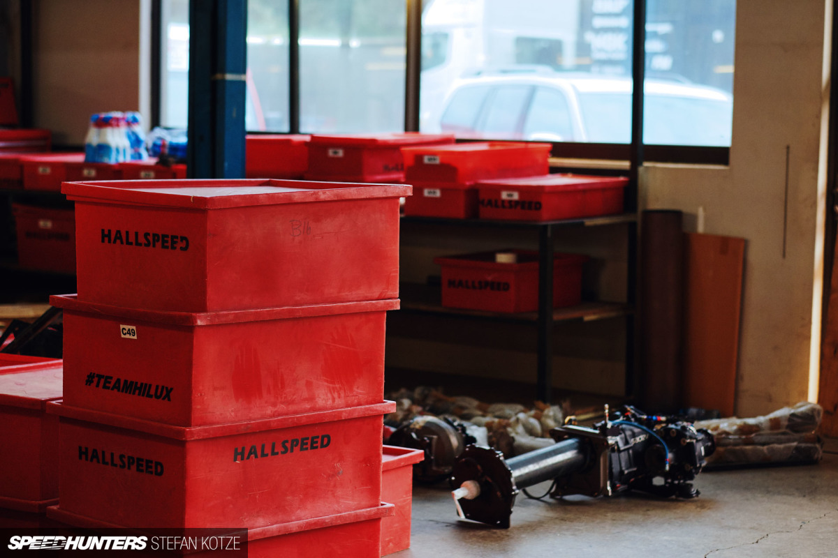 hallspeed-toyota-dakar-stefan-kotze-speedhunters- 152