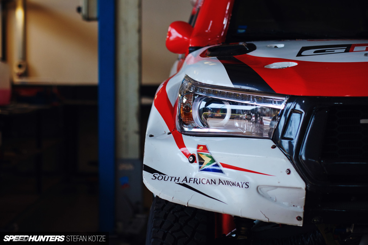 hallspeed-toyota-dakar-stefan-kotze-speedhunters- 014