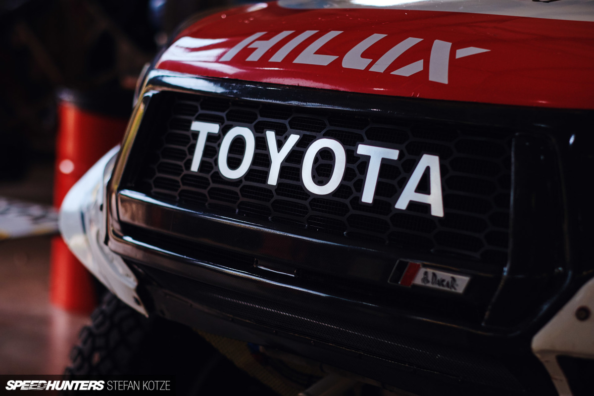 hallspeed-toyota-dakar-stefan-kotze-speedhunters- 003