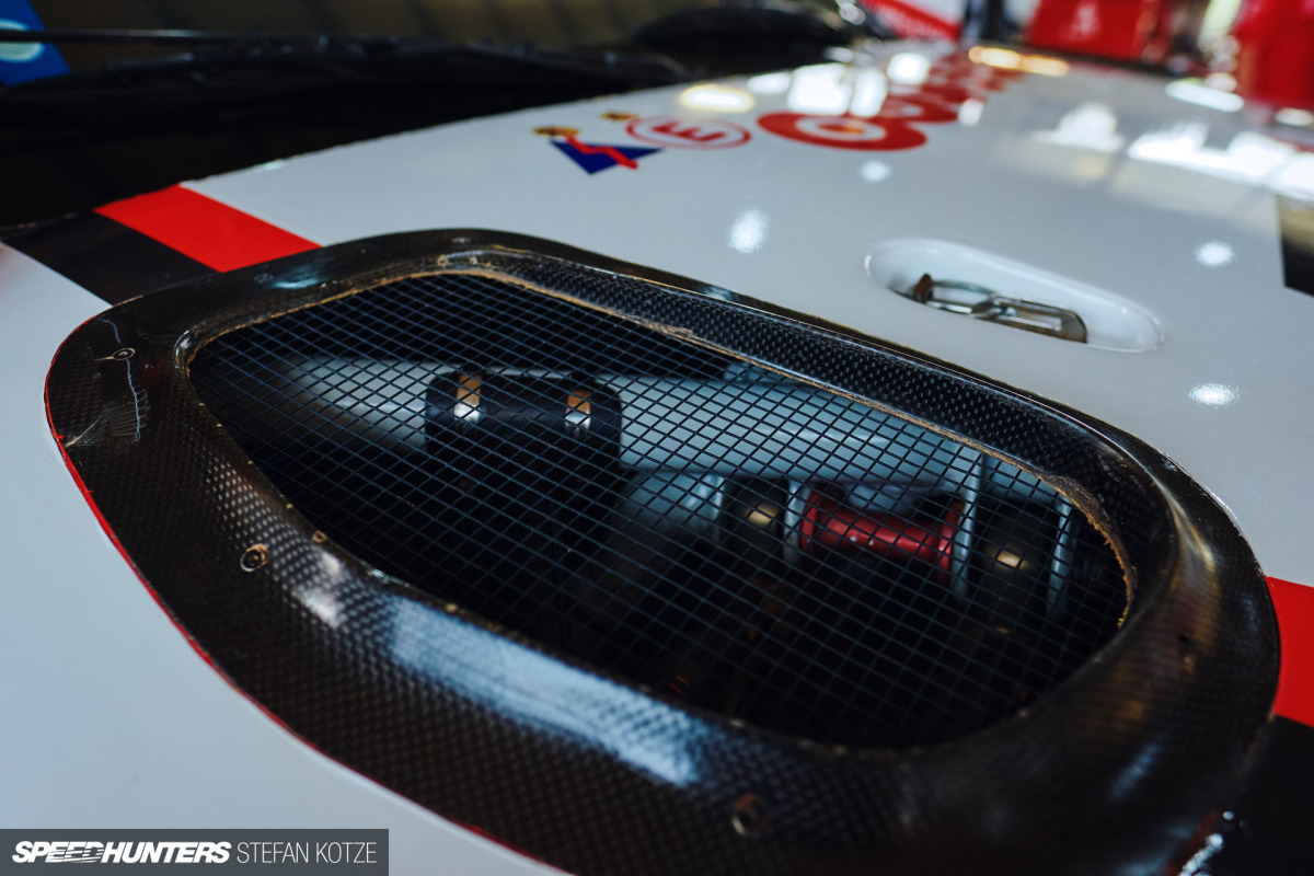 hallspeed-toyota-dakar-stefan-kotze-speedhunters- 021