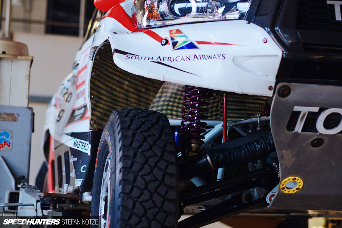 hallspeed-toyota-dakar-stefan-kotze-speedhunters- 067