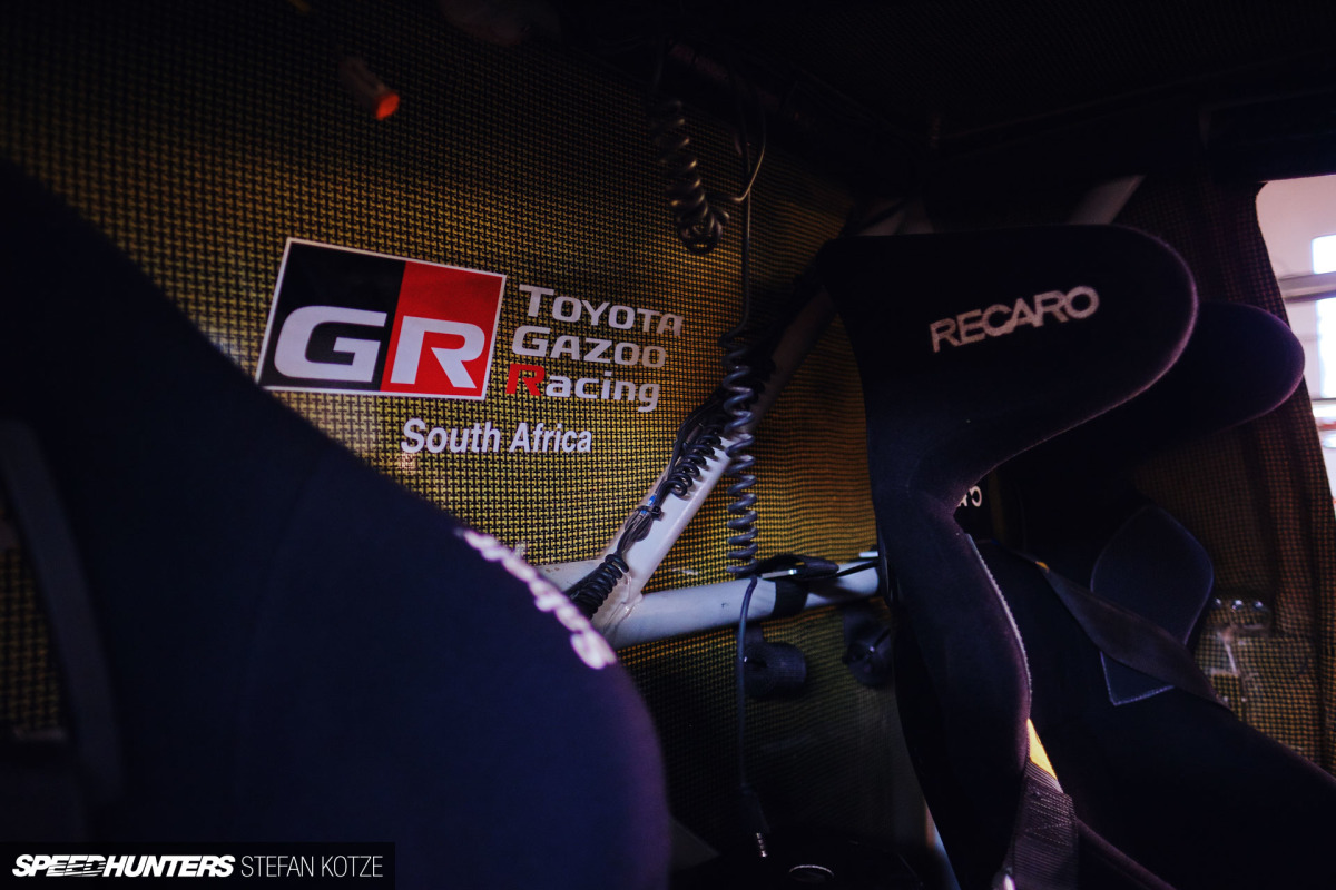 hallspeed-toyota-dakar-stefan-kotze-speedhunters- 119