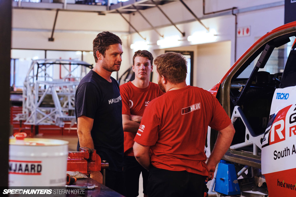 hallspeed-toyota-dakar-stefan-kotze-speedhunters- 137