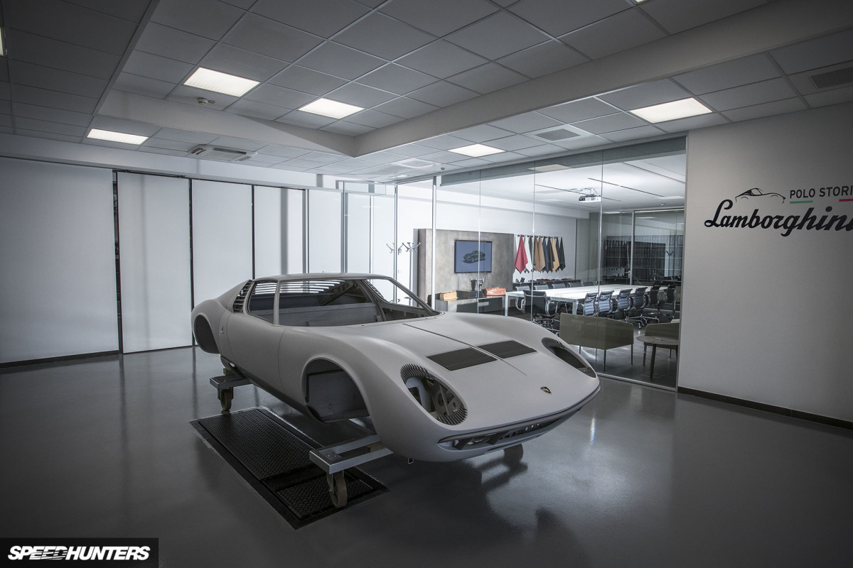 2018 Lamborghini Polo Storico BTS Speedhunters-06