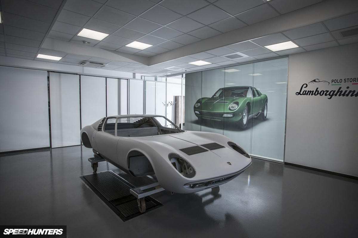 2018 Lamborghini Polo Storico BTS Speedhunters-08