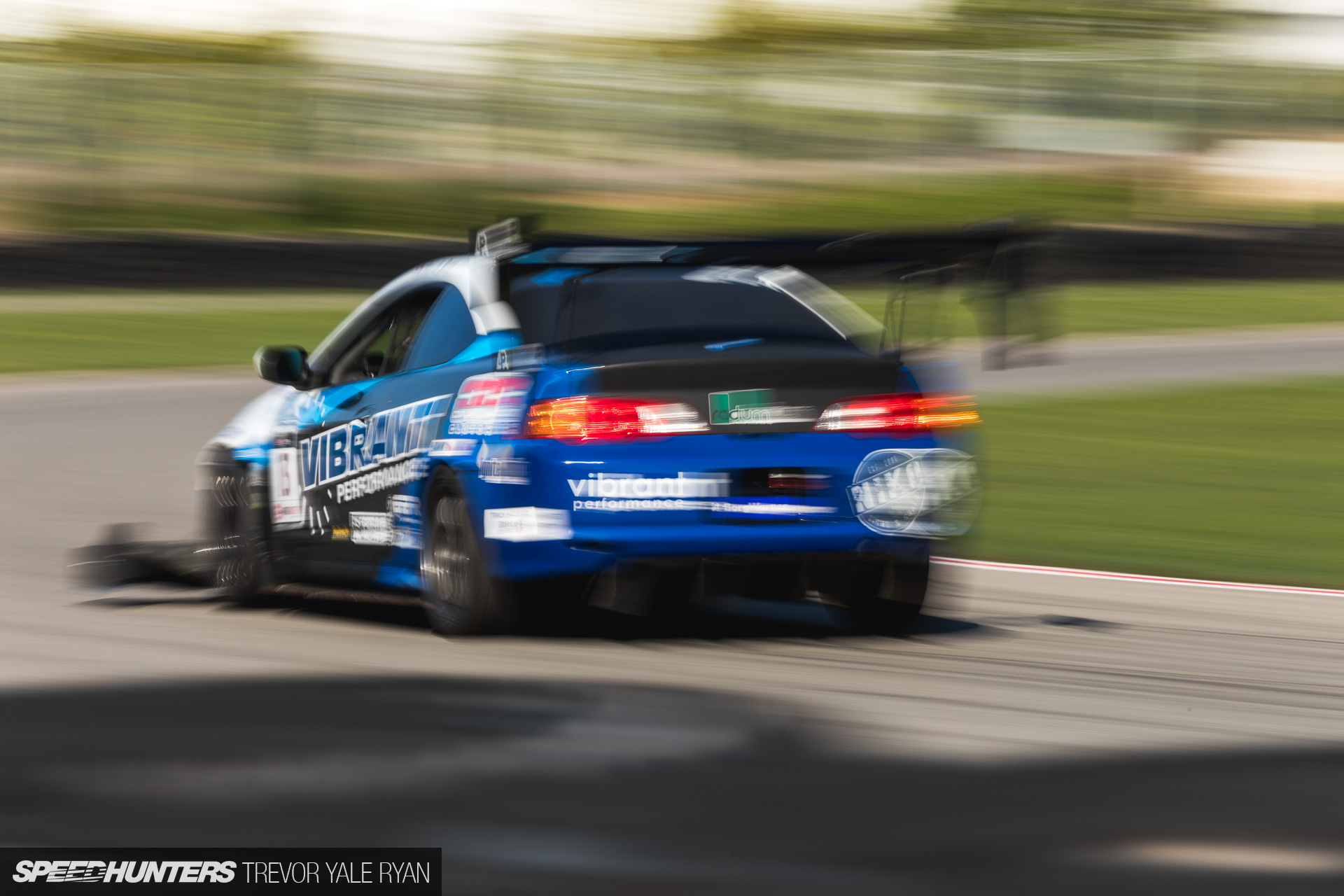 2018-Speedhunters_Vibrant-Acura-RSX-Will-Au-Yeung_Trevor-Ryan-011_7136