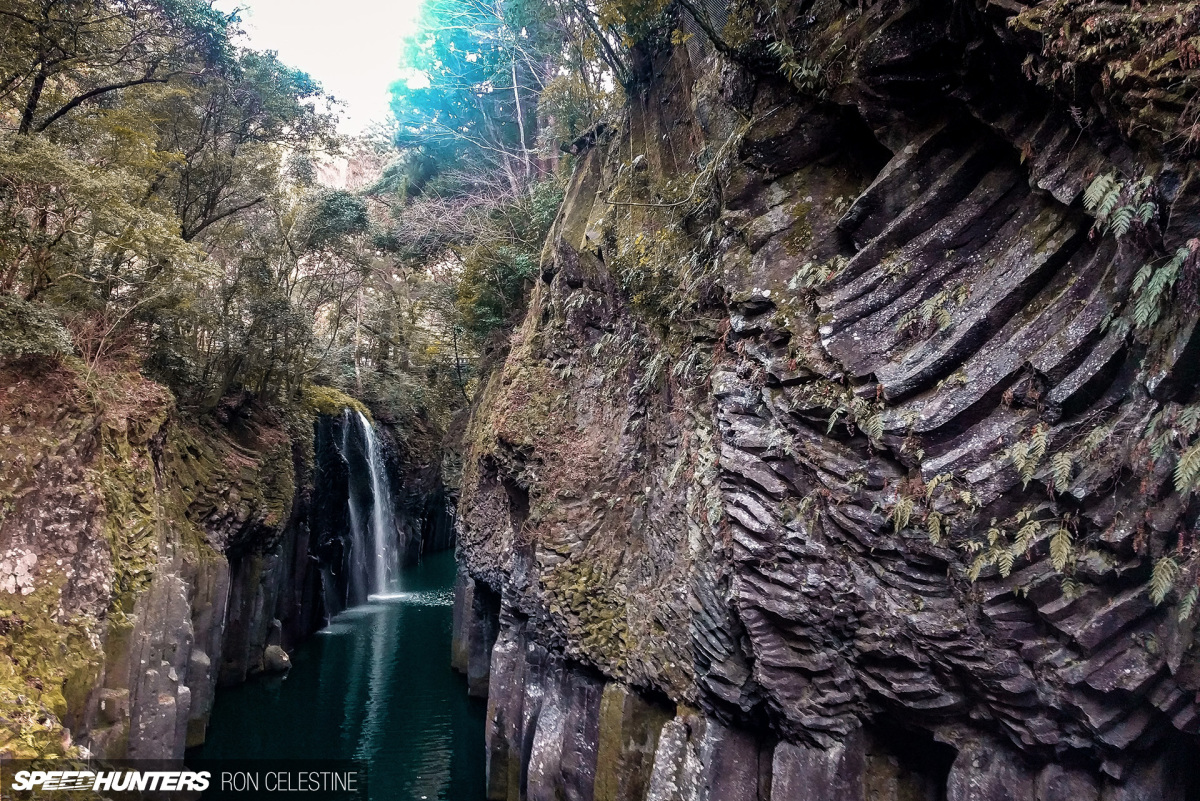 Speedhunters_Ron_Celestine_Nissan_Skyline_ER34_ProjectRough_Landscape