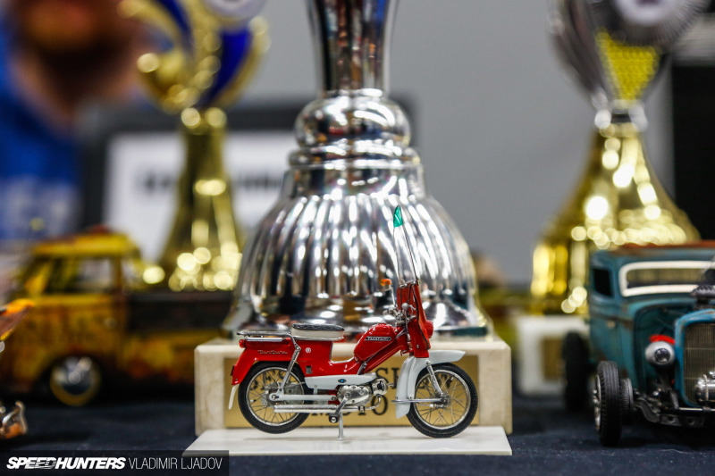 on-the-road-jabbeke-model-show-wheelsbywovka-120