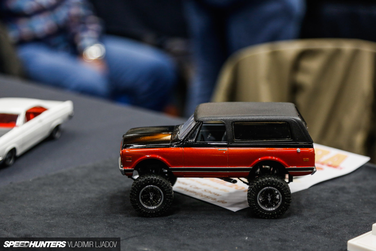 on-the-road-jabbeke-model-show-wheelsbywovka-37