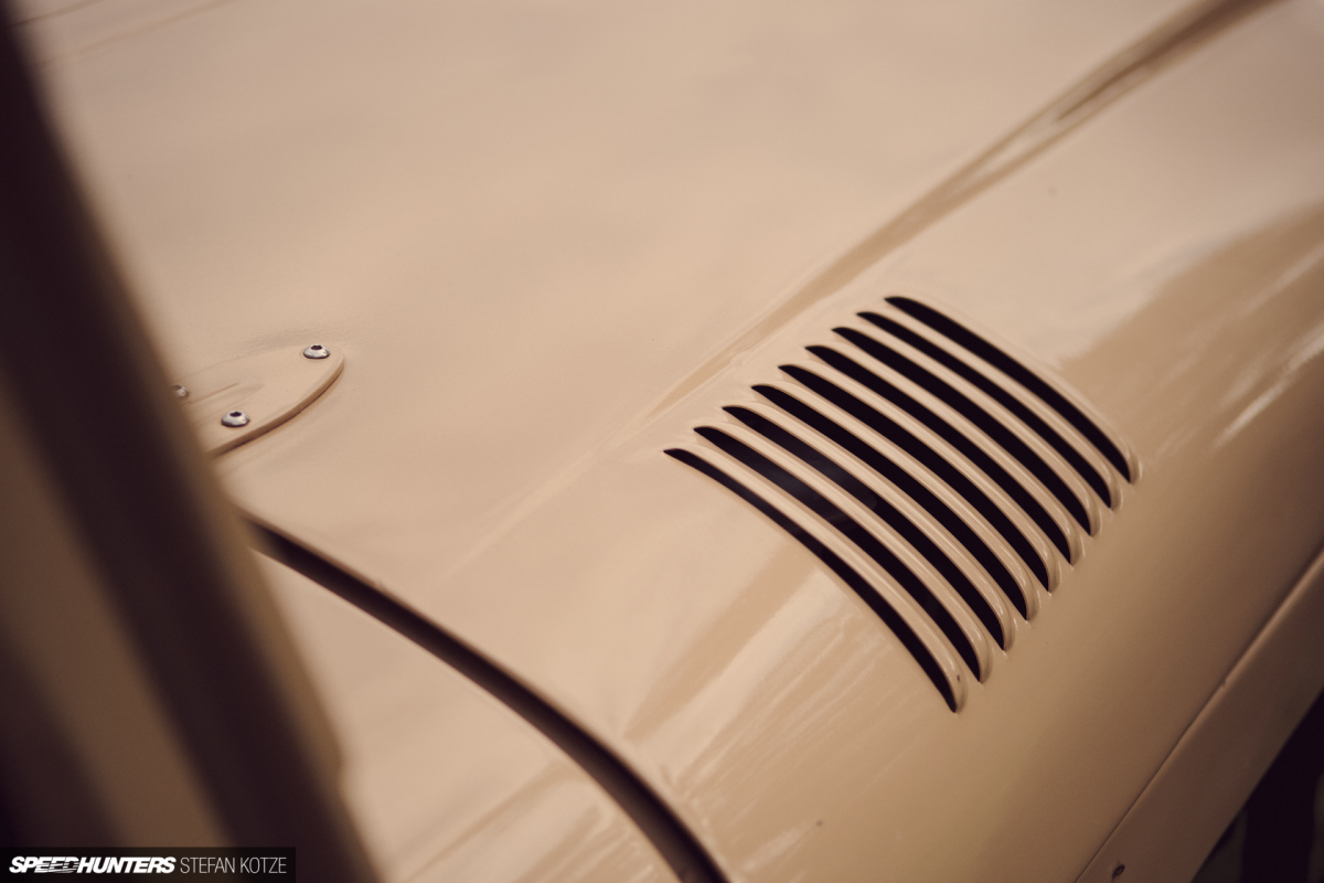 stefan-kotze-speedhunters-toyota-fj- 029