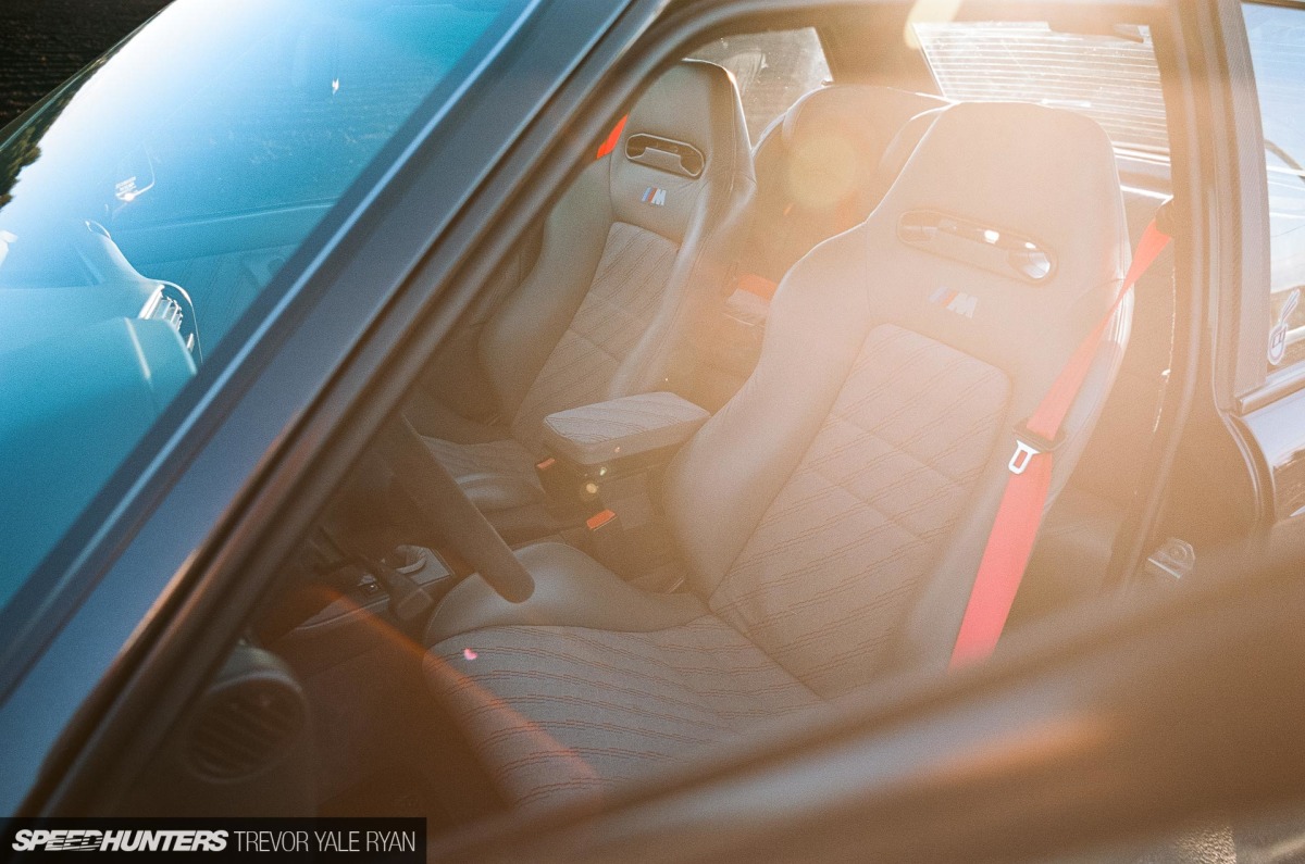 2018-Speedhunters_BMW-E30-M3-Watsonville_Trevor-Ryan-020_74560031