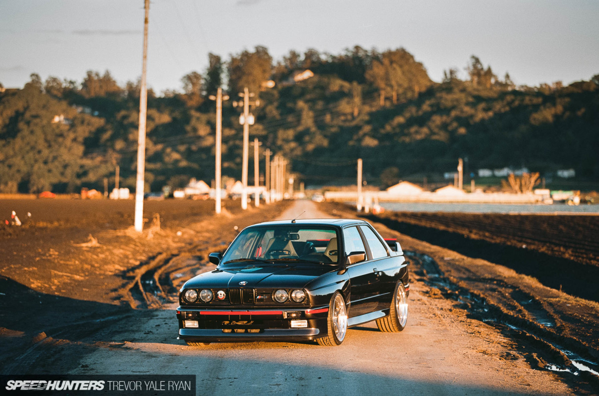 2018-Speedhunters_BMW-E30-M3-Watsonville_Trevor-Ryan-025_74560036