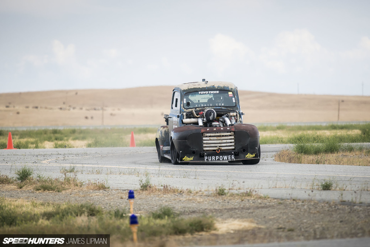 Never Lift Half Mile 2019, Coalinga CA Photo: James Lipman / jameslipman.com