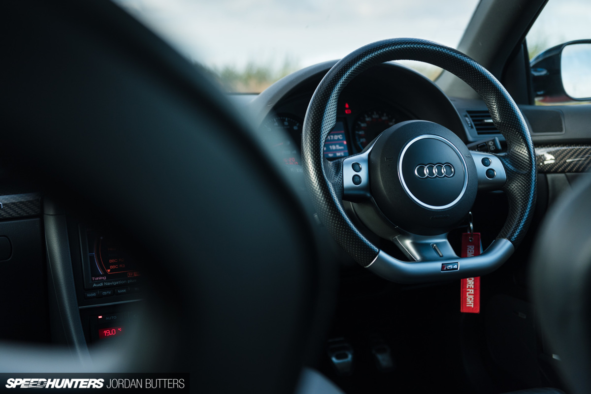 audi-rs4-avant-jordanbutters-speedhunters-0163