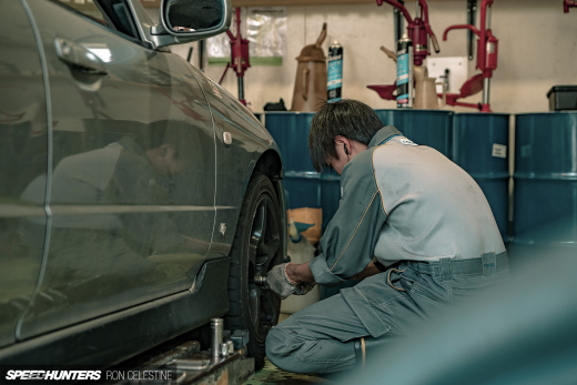 Speedhunters_ProjectRough_ER34_WheelsRebuild_36