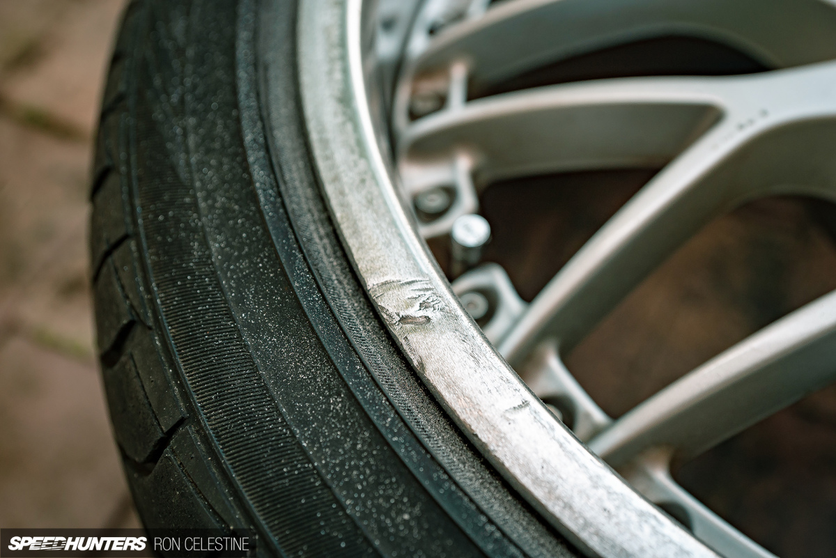 Speedhunters_ProjectRough_ER34_WheelsRebuild_8