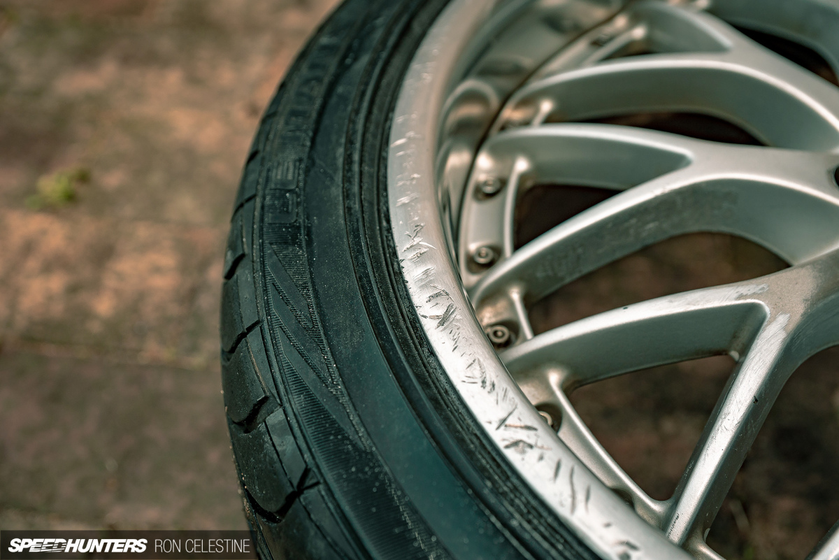 Speedhunters_ProjectRough_ER34_WheelsRebuild_7