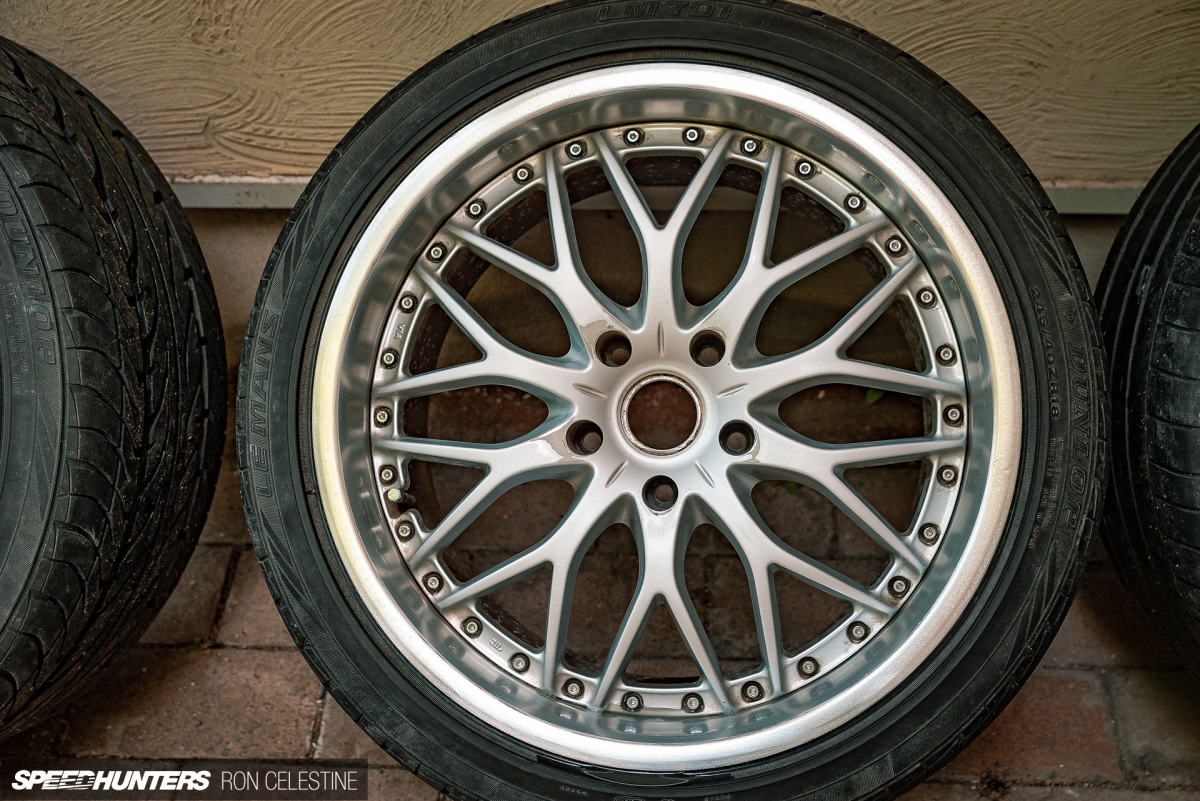 Speedhunters_ProjectRough_ER34_WheelsRebuild_27