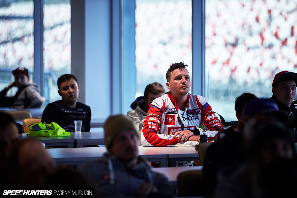 19-05-02_18-30-28_ME1_1678