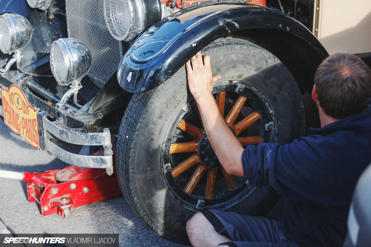 peking-to-paris-2019-tallinn-fixing-by-wheelsbywovka-27