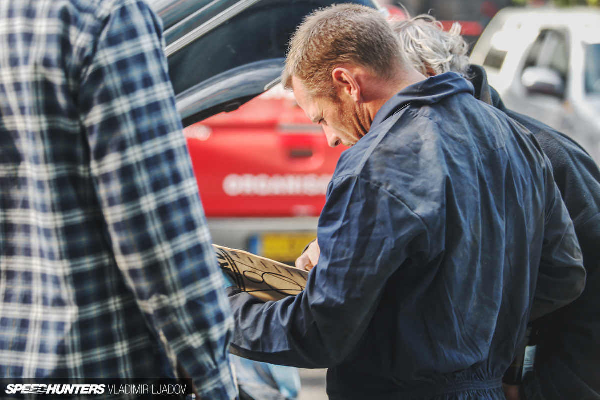 peking-to-paris-2019-tallinn-fixing-by-wheelsbywovka-38