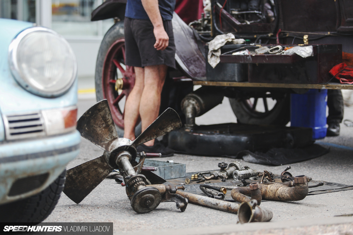 peking-to-paris-2019-tallinn-fixing-by-wheelsbywovka-69