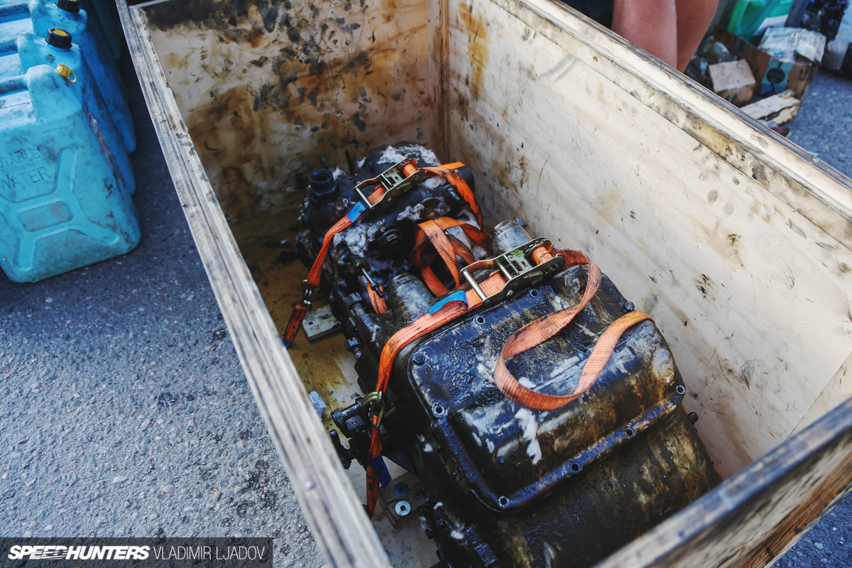 peking-to-paris-2019-tallinn-fixing-by-wheelsbywovka-60