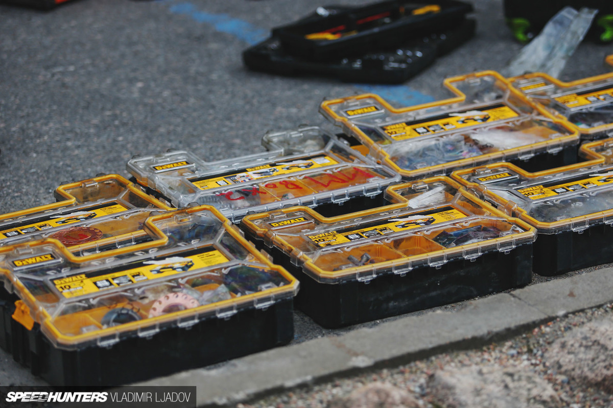 peking-to-paris-2019-tallinn-fixing-by-wheelsbywovka-5