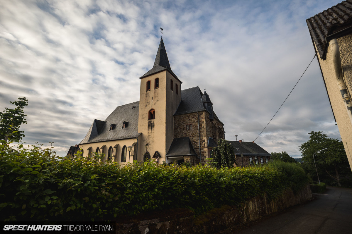 2019-Nurburgring-24-Hour-Trip_Trevor-Ryan-Speedhunters_034_5051