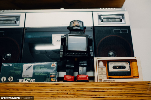 speedhunters-stefan-kotze-garage-kiu-028