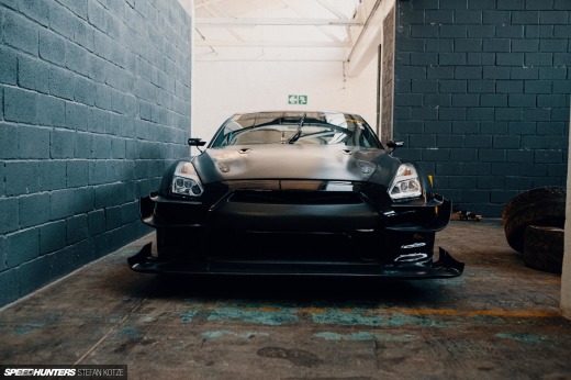 speedhunters-stefan-kotze-garage-kiu-099