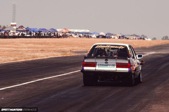 stefan-kotze-speedhunters-drag-e30-074