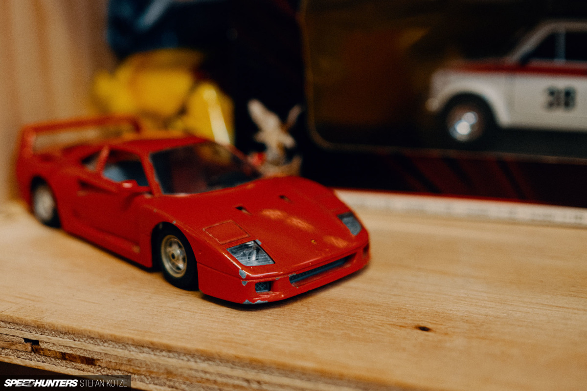 speedhunters-stefan-kotze-garage-kiu-041