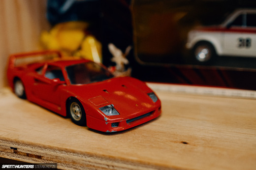 speedhunters-stefan-kotze-garage-kiu-041