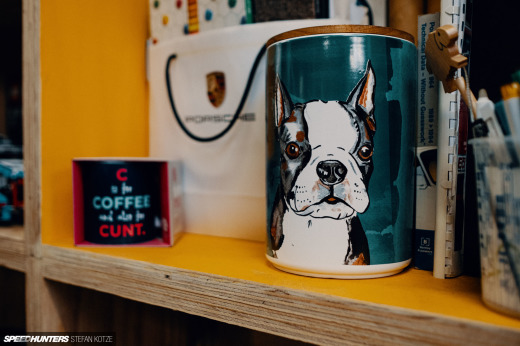 speedhunters-stefan-kotze-garage-kiu-045