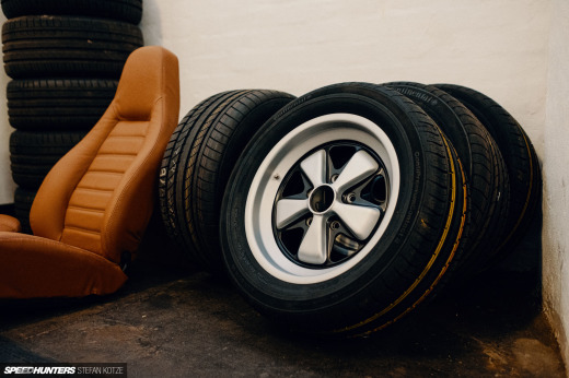 speedhunters-stefan-kotze-garage-kiu-061