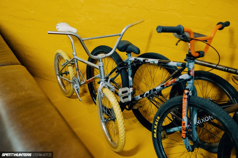 speedhunters-stefan-kotze-garage-kiu-065