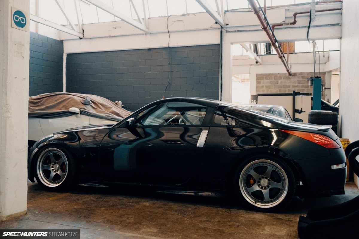 speedhunters-stefan-kotze-garage-kiu-100