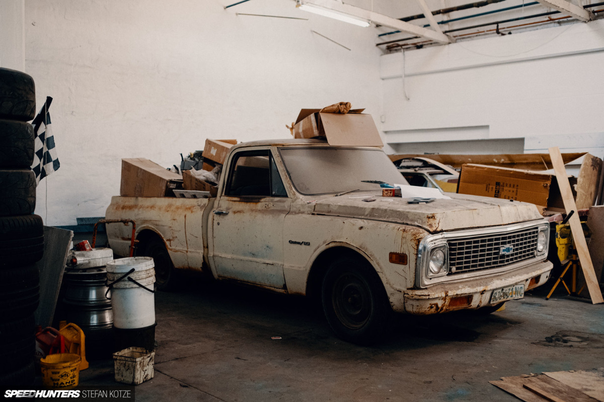 speedhunters-stefan-kotze-garage-kiu-117