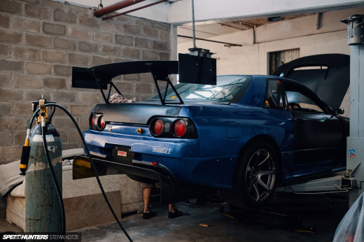 speedhunters-stefan-kotze-garage-kiu-120
