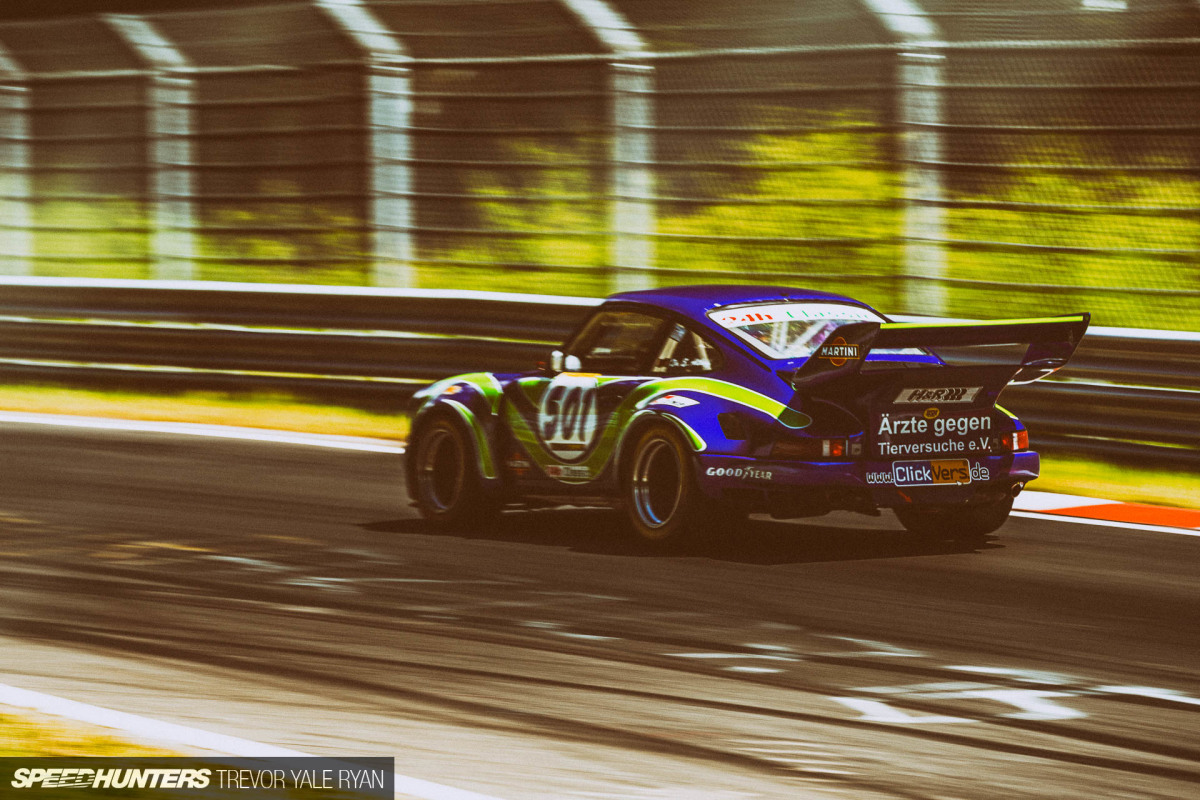 2019-Nurburgring-24H-Classic-Race_Trevor-Ryan-Speedhunters_086_7086