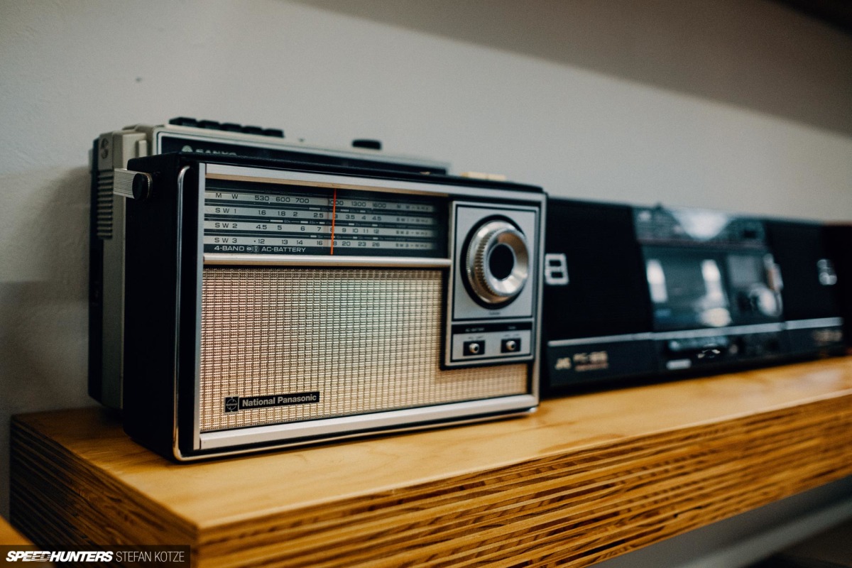 speedhunters-stefan-kotze-garage-kiu-024