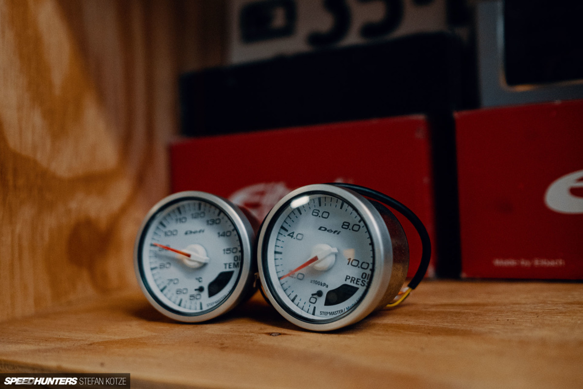 speedhunters-stefan-kotze-garage-kiu-032