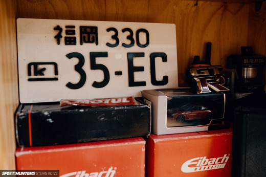 speedhunters-stefan-kotze-garage-kiu-034