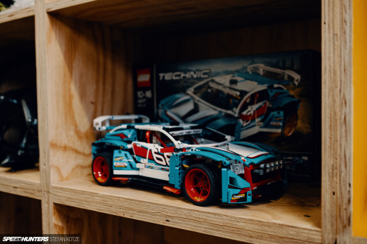 speedhunters-stefan-kotze-garage-kiu-038