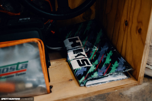 speedhunters-stefan-kotze-garage-kiu-044