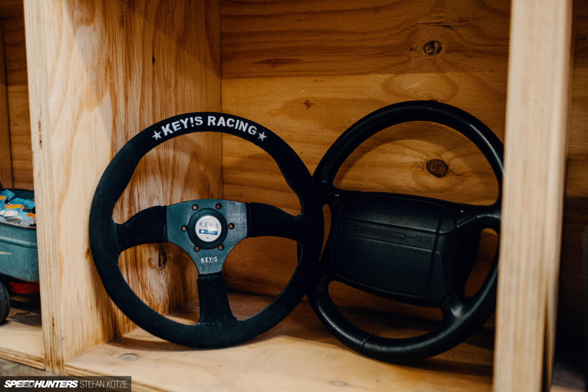 speedhunters-stefan-kotze-garage-kiu-046